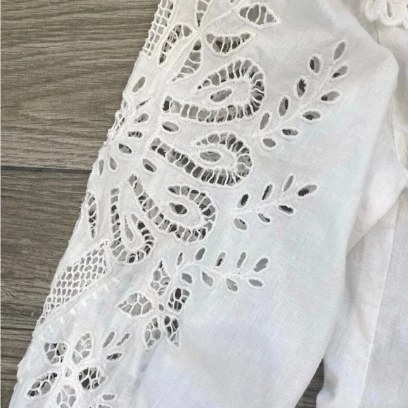 Elegant White Long Sleeve Women's Vintage Blouse (UNIQUE) - Picture 7 of 11